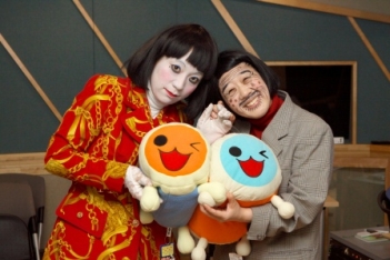 画像ギャラリー No.005のサムネイル画像 / 「太鼓の達人」と「太鼓の達人★新曲取り放題!」が日本エレキテル連合とコラボ