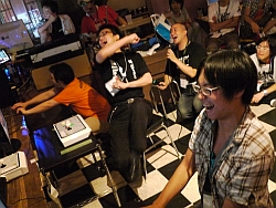 画像ギャラリー No.027のサムネイル画像 / 「スパIV」最強は誰だ。オールナイトの格ゲーイベント「GODSGARDEN #2.5」フォトレポート。そして2011年，舞台は「Evo Japan」へ