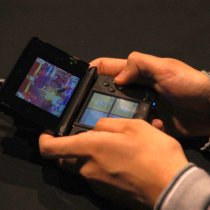 画像ギャラリー No.009のサムネイル画像 / アーケードと3DSで熱戦が繰り広げられた公式大会。西川善司の「スパIV AE XスパIV 3D EDITION 春の陣」イベントレポート（ムービー有）