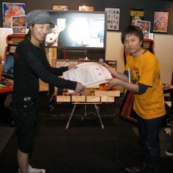 画像ギャラリー No.017のサムネイル画像 / アーケードと3DSで熱戦が繰り広げられた公式大会。西川善司の「スパIV AE XスパIV 3D EDITION 春の陣」イベントレポート（ムービー有）
