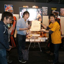 画像ギャラリー No.018のサムネイル画像 / アーケードと3DSで熱戦が繰り広げられた公式大会。西川善司の「スパIV AE XスパIV 3D EDITION 春の陣」イベントレポート（ムービー有）