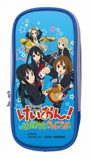 画像ギャラリー No.003のサムネイル画像 / ファン必携。「けいおん！ 放課後ライブ！！」のオリジナルグッズ3点セットがソフト本体と同日に発売