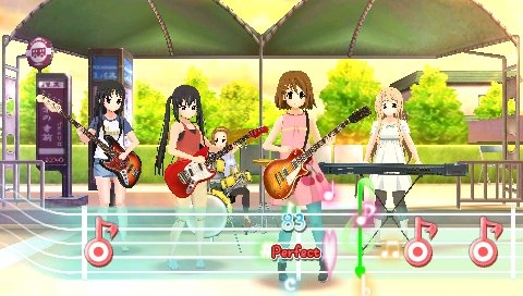画像ギャラリー No.033のサムネイル画像 / 「けいおん！ 放課後ライブ！！」には，テレビアニメで見られなかった“ゴシック衣装 梓Ver”も収録！　バンドメンバー達の衣装を自由に着せかえよう