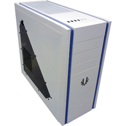画像ギャラリー No.002のサムネイル画像 / 白いラバー加工を外装に用いたBitFenix製PCケース「SHINOBI White」発売