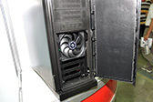 画像ギャラリー No.016のサムネイル画像 / ［COMPUTEX］“小さなMac Pro”風のゲーマー向けMini-ITXケース「Prodigy」。その拡張性は一見の価値あり