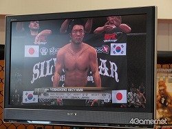 画像ギャラリー No.006のサムネイル画像 / 日本人UFCファイターがゲームで激突！　「UFC Undisputed 2010」岡見勇信 vs. 秋山成勲 公開スパーリングをレポート