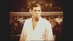 画像ギャラリー No.019のサムネイル画像 / 日本人UFCファイターがゲームで激突！　「UFC Undisputed 2010」岡見勇信 vs. 秋山成勲 公開スパーリングをレポート