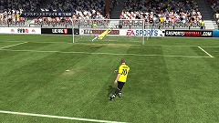画像ギャラリー No.031のサムネイル画像 / 「FIFA 11 ワールドクラスサッカー」発売を記念して,日本代表前監督,岡田武史氏が世界選抜チームを結成