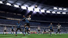 画像ギャラリー No.016のサムネイル画像 / ［Gamescom］今度はキーパーにもなれる。ついに11人対11人対戦が実現した「FIFA 11」