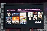 画像ギャラリー No.008のサムネイル画像 / オリエンタルラジオの2人を司会に，佐藤かよさん，ローラさん，立花胡桃さんがダンス対決した「Dance Central」発売記念イベントをレポート