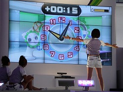 画像ギャラリー No.008のサムネイル画像 / ［TGS 2010］“全身を使うこと”に可能性が見え隠れするモーションコントローラ「Kinect」を体験してみた