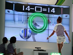 画像ギャラリー No.009のサムネイル画像 / ［TGS 2010］“全身を使うこと”に可能性が見え隠れするモーションコントローラ「Kinect」を体験してみた
