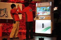 画像ギャラリー No.002のサムネイル画像 / 「タッグレース」は声を掛け合ってお互いの親密度を高めるのがコツ？　「ソニック フリーライダーズ」発売記念体験会＆大会レポート