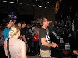 画像ギャラリー No.005のサムネイル画像 / ［Gamescom］サンフランシスコの車はすべてオレのもの。ユニークなゲームシステムを採用したレースゲームシリーズ最新作「Driver: San Francisco」