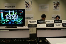 画像ギャラリー No.004のサムネイル画像 / 来日した「DOA Champions」も参戦！　ニンテンドー3DS「DEAD OR ALIVE Dimensions」ロケテストレポート