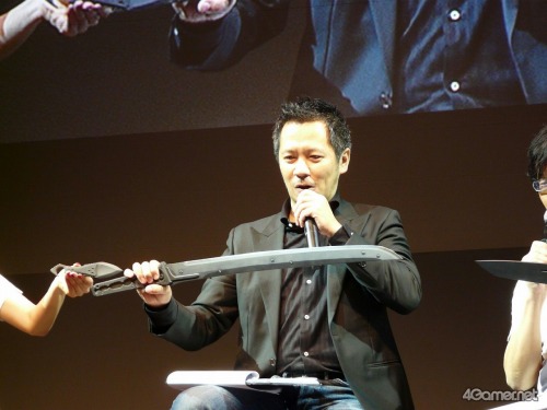 画像ギャラリー No.011のサムネイル画像 / ［TGS 2010］ニンテンドー3DS版メタルギアのタイトルは「スネークイーター」に。KONAMI小島秀夫監督が出ずっぱりでトークを繰り広げた「Kojima Productions Special Stage」開催