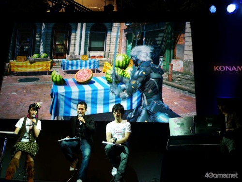 画像ギャラリー No.014のサムネイル画像 / ［TGS 2010］ニンテンドー3DS版メタルギアのタイトルは「スネークイーター」に。KONAMI小島秀夫監督が出ずっぱりでトークを繰り広げた「Kojima Productions Special Stage」開催