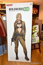 画像ギャラリー No.017のサムネイル画像 / 「METAL GEAR SOLID SNAKE EATER 3D」に,杉原杏璃さんや仁藤みさきさんのポスターが登場。拡張スライドパッドでの操作方法も判明した,HOOTERS TOKYOでのイベントをレポート