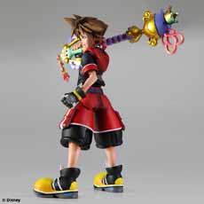 画像ギャラリー No.005のサムネイル画像 / 「KINGDOM HEARTS 3D」のアクションフィギュア「PLAY ARTS改 -KAI- ソラ/リク」が8月上旬に発売。3種類の武器や手のパーツを組み合わせてポージングを楽しめる