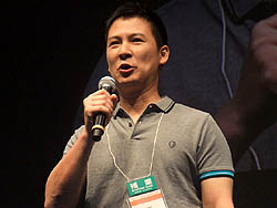 画像ギャラリー No.002のサムネイル画像 / ［TGS 2011］KONAMIの「Never Dead」ステージイベントレポート。軽妙なトークでゲームの魅力を紹介。中島 愛さんも登場