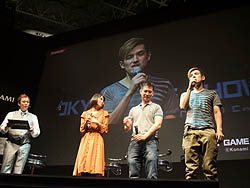 画像ギャラリー No.004のサムネイル画像 / ［TGS 2011］KONAMIの「Never Dead」ステージイベントレポート。軽妙なトークでゲームの魅力を紹介。中島 愛さんも登場