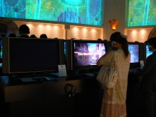 画像ギャラリー No.010のサムネイル画像 / ［TGS 2010］「二ノ国」のゴロネール城をモチーフにしたファンタジー世界が来場者を迎えるレベルファイブブース速報