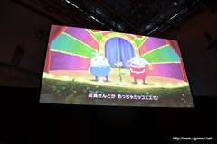 画像ギャラリー No.005のサムネイル画像 / PlayStation 3での実機デモやアメリカザリガニの漫才ライブで盛り上がった，LEVEL5 WORLD 2011の「二ノ国 白き聖灰の女王」ステージをレポート
