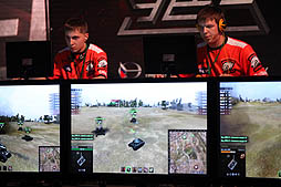 画像ギャラリー No.008のサムネイル画像 / 「World of Tanks」の世界大会「Ural Steel Championship 2012 Grand Finals」がモスクワで開催。初参加となる日本チームの活躍はいかに