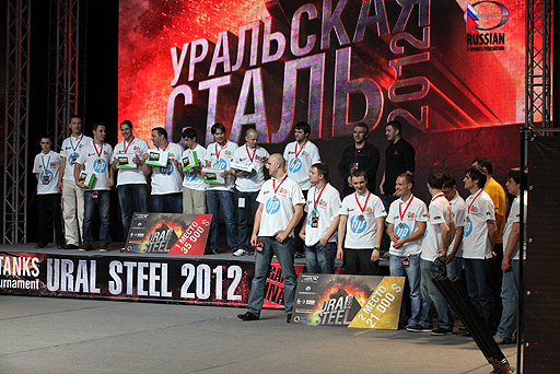 画像ギャラリー No.020のサムネイル画像 / 「World of Tanks」の世界大会「Ural Steel Championship 2012 Grand Finals」がモスクワで開催。初参加となる日本チームの活躍はいかに