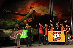 画像ギャラリー No.021のサムネイル画像 / 「World of Tanks」の世界大会「Ural Steel Championship 2012 Grand Finals」がモスクワで開催。初参加となる日本チームの活躍はいかに