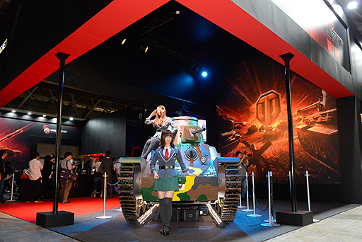 画像ギャラリー No.001のサムネイル画像 / ［TGS 2013］西住みほ役の渕上 舞さんも登場した「World of Tanks」のステージイベントレポート。「ガールズ＆パンツァー」のキャラクターボイスがダウンロード可能に