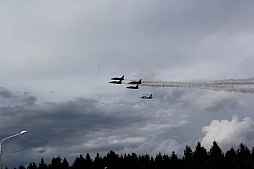 画像ギャラリー No.046のサムネイル画像 / パンツァー，フォー！　ミンスクで開催されたWargaming.net記念イベントの特別ムービー公開。撮影風景，動くIII号突撃砲のムービーなどを合わせて掲載