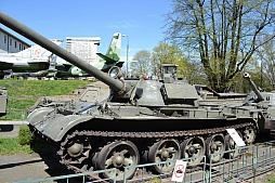 画像ギャラリー No.016のサムネイル画像 / 戦車に戦闘機に甲冑。「The Grand Finals 2015」開催前に行われたポーランド軍事博物館ツアーの模様をレポート