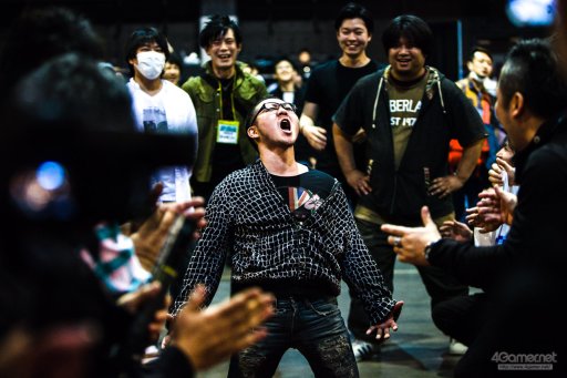 画像ギャラリー No.018のサムネイル画像 / VF5の5on5大会「第16回 ビートライブカップ」フォトレポート。3年半ぶりの開催に,全国のバーチャ勢が集結