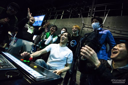 画像ギャラリー No.030のサムネイル画像 / VF5の5on5大会「第16回 ビートライブカップ」フォトレポート。3年半ぶりの開催に,全国のバーチャ勢が集結