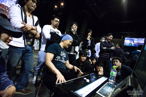 画像ギャラリー No.047のサムネイル画像 / VF5の5on5大会「第16回 ビートライブカップ」フォトレポート。3年半ぶりの開催に,全国のバーチャ勢が集結
