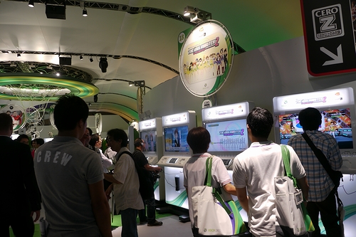 画像ギャラリー No.002のサムネイル画像 / ［TGS 2010］マイクロソフトブースでプレイアブル出展の「アイドルマスター2」。プレイ模様を撮影したムービー5本を掲載