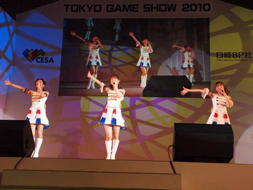 画像ギャラリー No.003のサムネイル画像 / ［TGS 2010］961プロの新刺客は男性アイドルユニットに。アイドルマスター2 「765プロダクション 2010年度決起集会」レポート