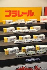 画像ギャラリー No.030のサムネイル画像 / [AOU2011]イカちゃん，ついにクレーンゲームを侵略開始。「第23回プライズフェア 2011 SUMMER」フォトレポート（その2）