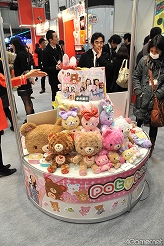 画像ギャラリー No.038のサムネイル画像 / [AOU2011]イカちゃん，ついにクレーンゲームを侵略開始。「第23回プライズフェア 2011 SUMMER」フォトレポート（その2）