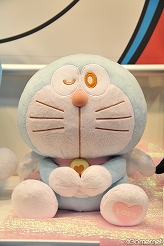 画像ギャラリー No.045のサムネイル画像 / [AOU2011]イカちゃん，ついにクレーンゲームを侵略開始。「第23回プライズフェア 2011 SUMMER」フォトレポート（その2）