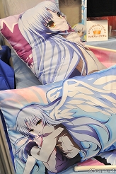 画像ギャラリー No.065のサムネイル画像 / [AOU2011]イカちゃん，ついにクレーンゲームを侵略開始。「第23回プライズフェア 2011 SUMMER」フォトレポート（その2）