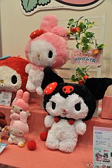 画像ギャラリー No.103のサムネイル画像 / [AOU2011]イカちゃん，ついにクレーンゲームを侵略開始。「第23回プライズフェア 2011 SUMMER」フォトレポート（その2）