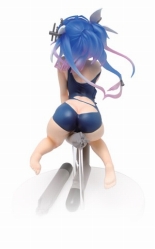 画像ギャラリー No.004のサムネイル画像 / 「艦これ」の潜水艦「伊19」がフィギュア化。クレーンゲームの景品として登場
