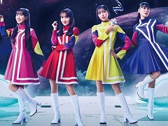 ももいろクローバーZの限定ボトル入り冷感タオルがプライズ景品に。全国のタイトーステーション＆タイクレに7月22日から登場
