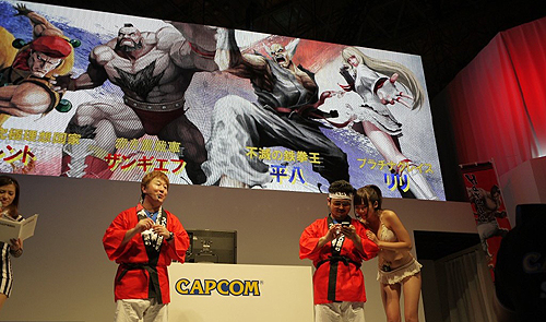 画像ギャラリー No.008のサムネイル画像 / ［TGS 2011］2Dでも最速風神拳は健在。「STREET FIGHTER X 鉄拳」，新システム「パンドラ」も体験できた，詳細プレイレポートを掲載