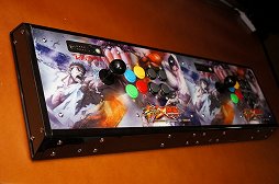 画像ギャラリー No.045のサムネイル画像 / 「STREET FIGHTER X 鉄拳」仕様のアーケードスティック，Mad Catz「アーケード ファイトスティック」レビュー。2グレード6製品を徹底比較