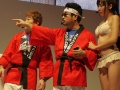 ［TGS 2011］「STREET FIGHTER X 鉄拳」，小野P＆原田Pの“いつもの”コントが炸裂した“SAIKYO X KOBUSI”ステージイベントムービー