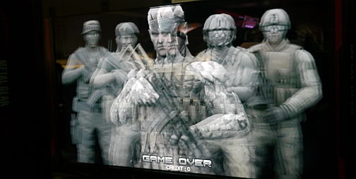 画像ギャラリー No.012のサムネイル画像 / キーワードは“立体視”＋“ヘッドトラッキング”。「METAL GEAR ARCADE」のロケテストで，FPSの未来を垣間見た