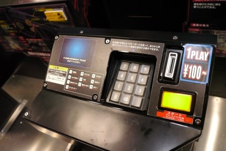 画像ギャラリー No.002のサムネイル画像 / 12月20日の稼動開始が迫る「METAL GEAR ARCADE」,KONAMI本社に潜入を果たした西川善司が贈る,飛び出すスネーク体験記